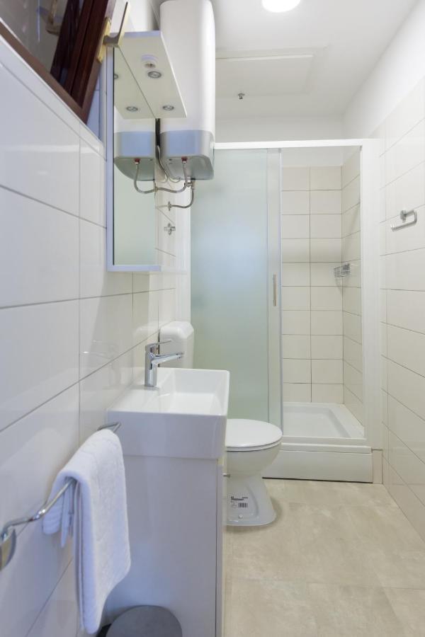 Apartments By The Sea Kastel Stari, Kastela - 15894 Εξωτερικό φωτογραφία